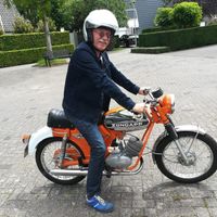 Ad van de Ende op zijn Zundapp 517-35